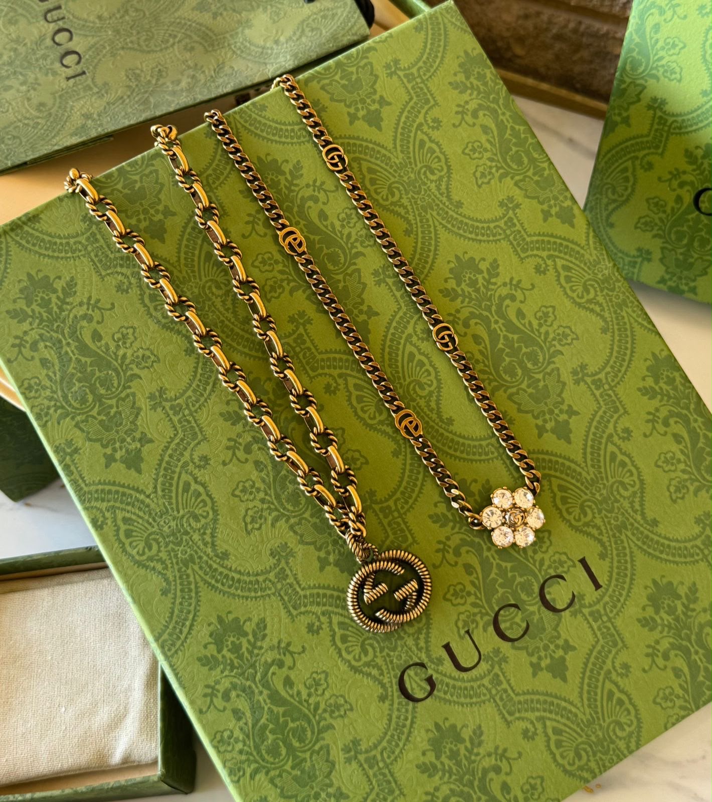 Gu. Necklace