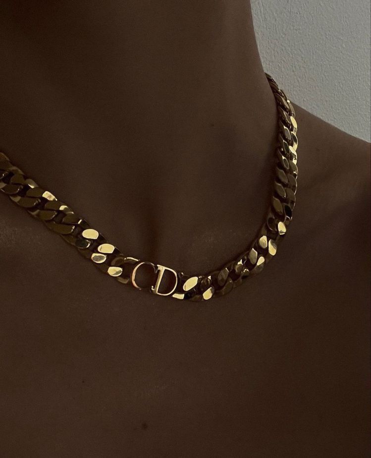 Di. Necklace