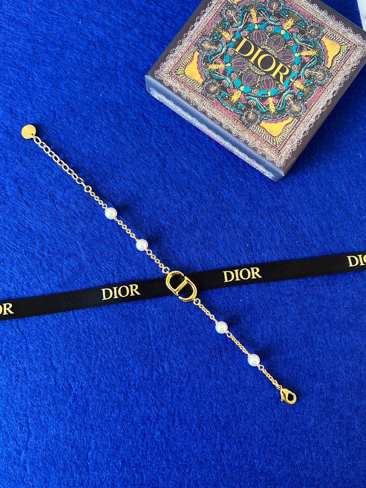 Di. Bracelet