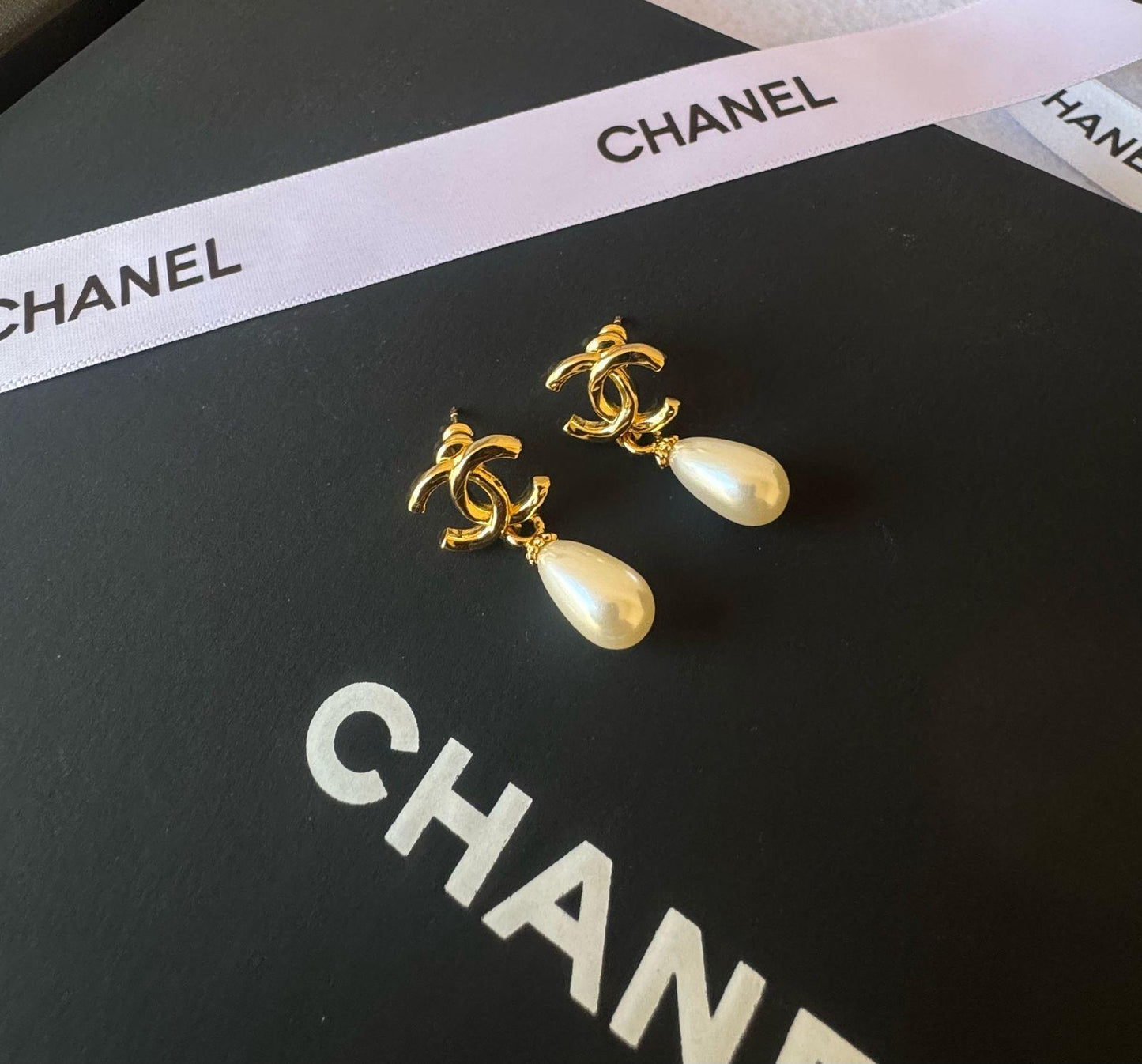 Ch. Earring