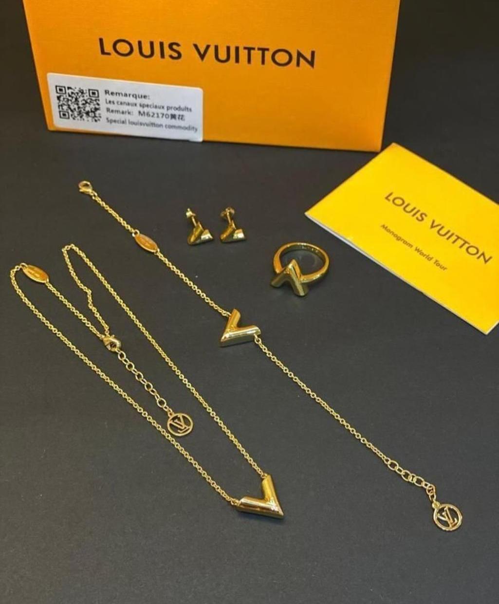 LV. 4 pcs set