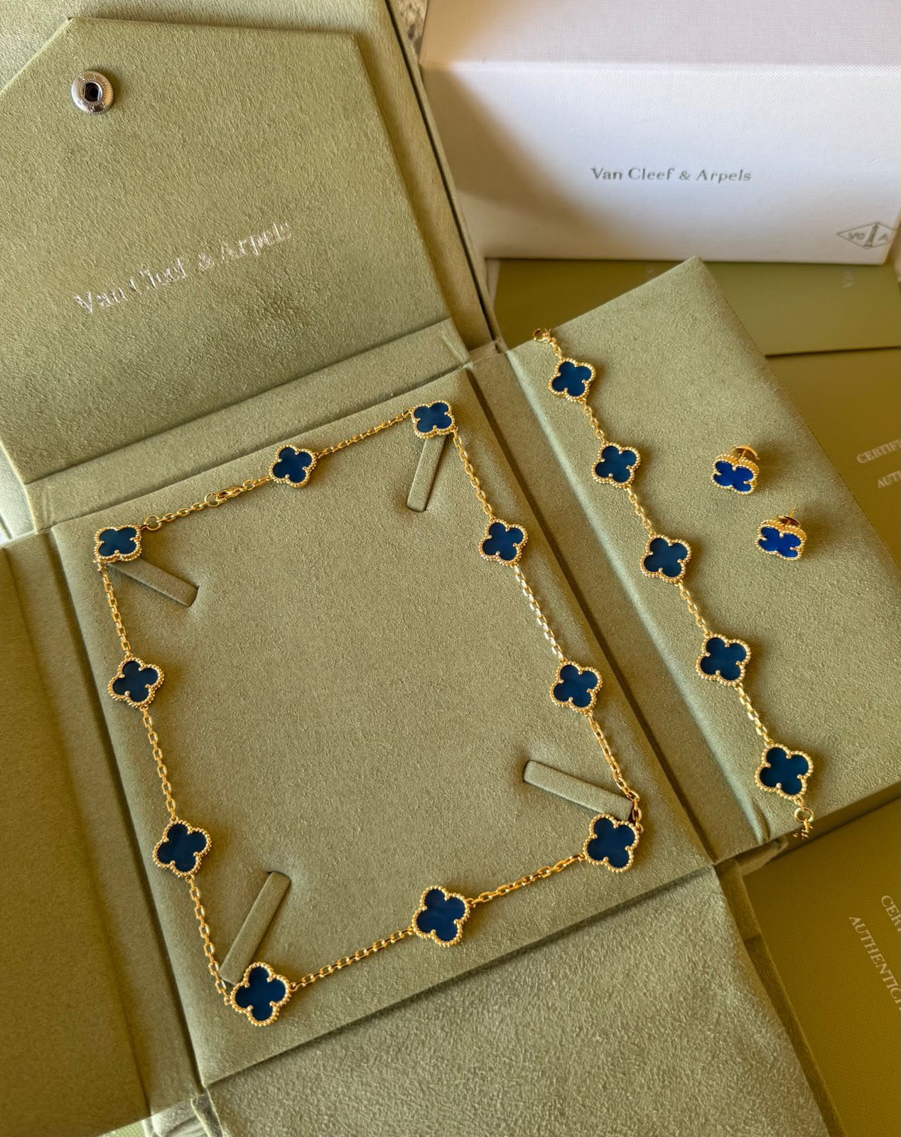 V.C - 3 pcs set