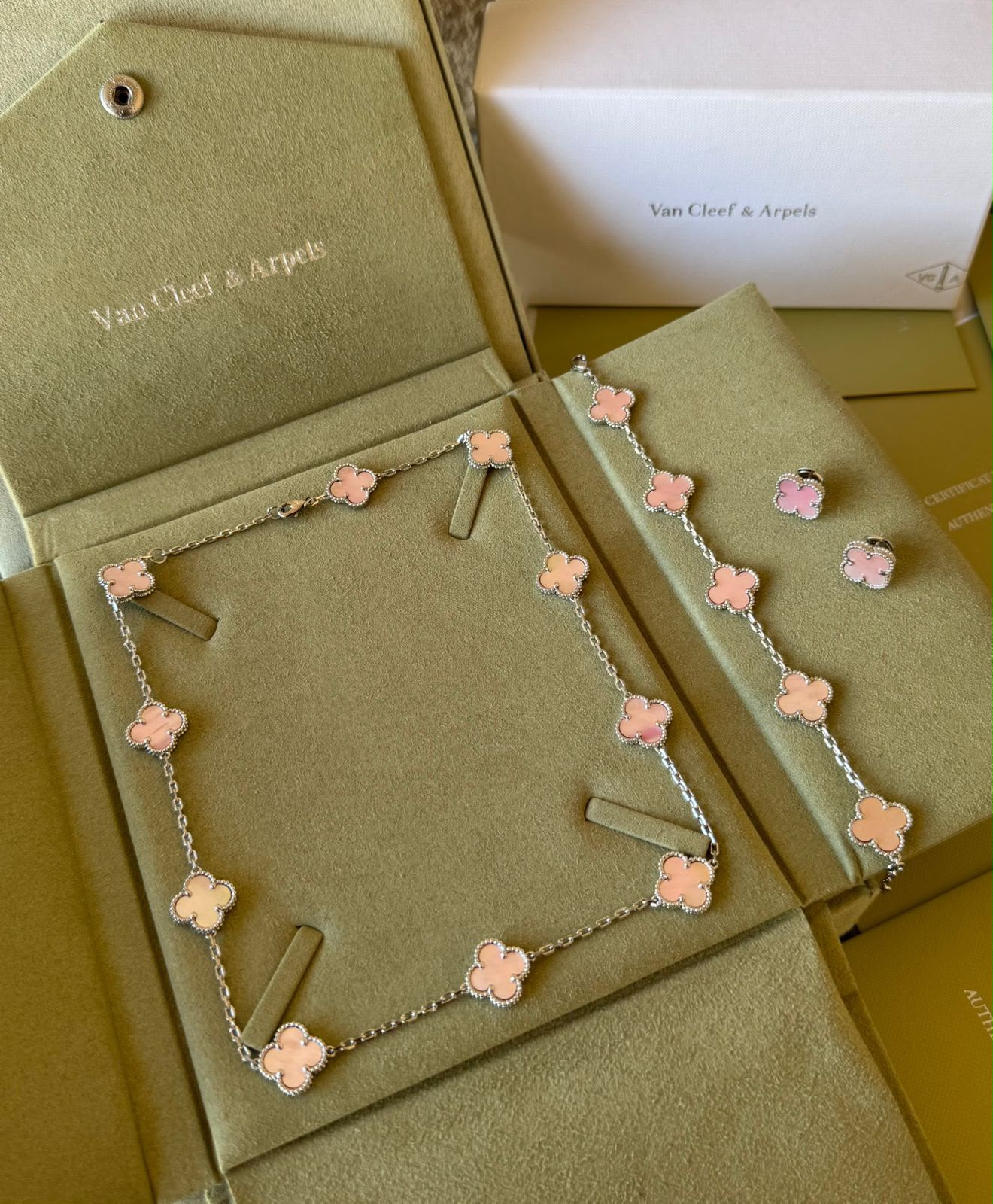V.C - 3 pcs set