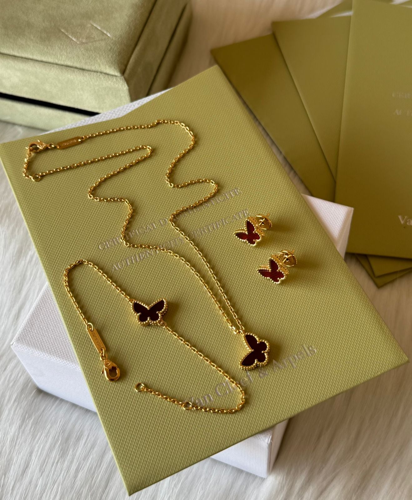 V.C - 3 pcs set