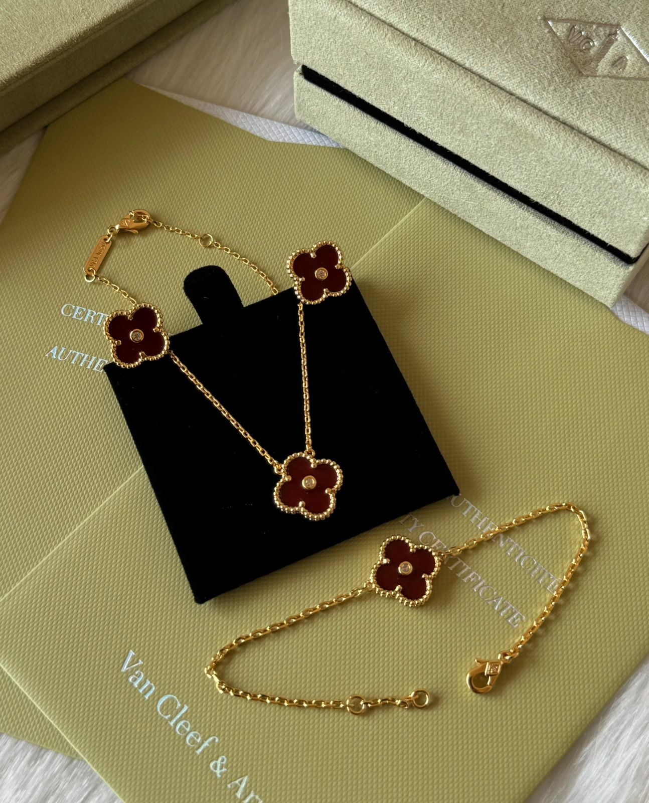 V.C - 3 pcs set