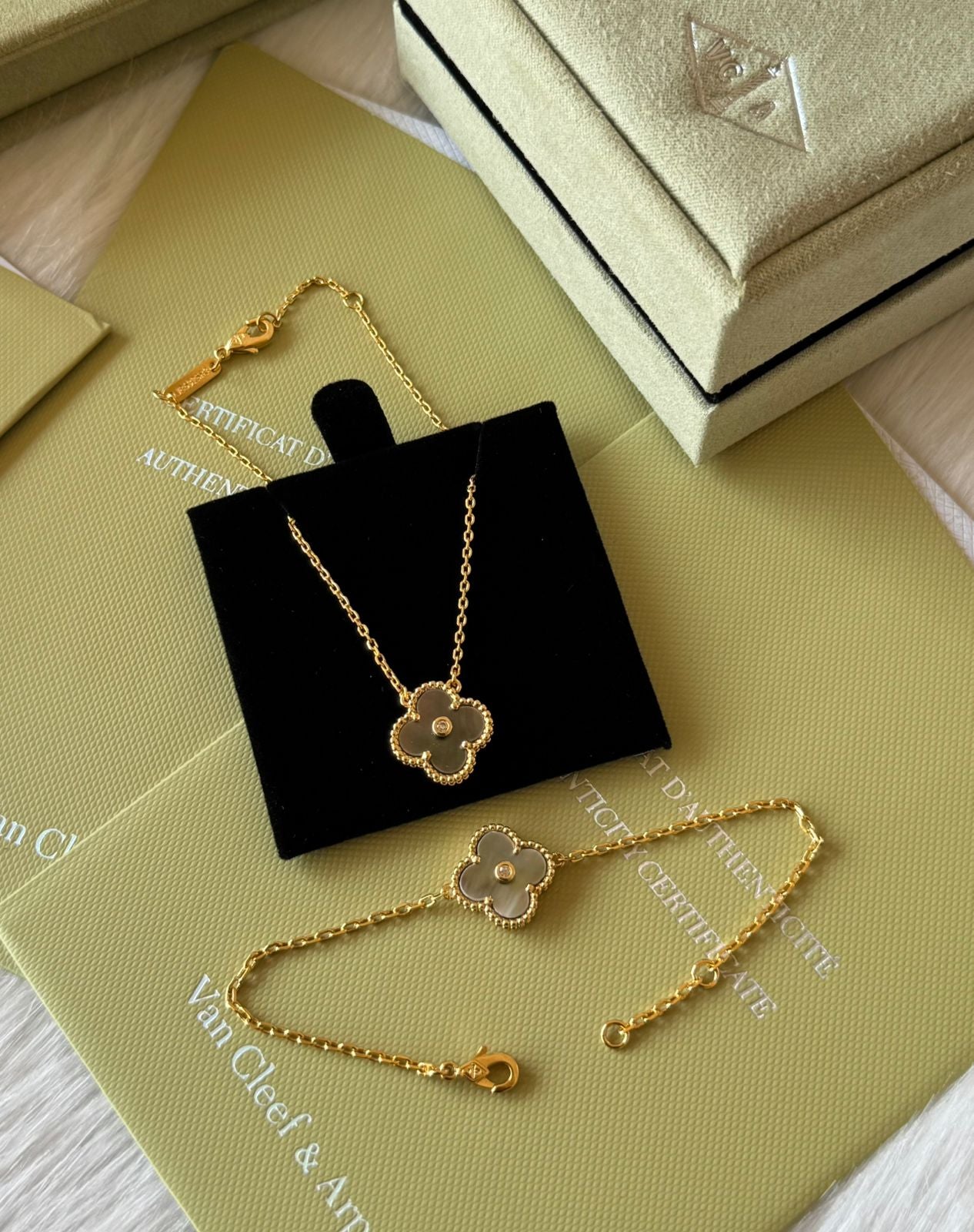 V.C - 3 pcs set