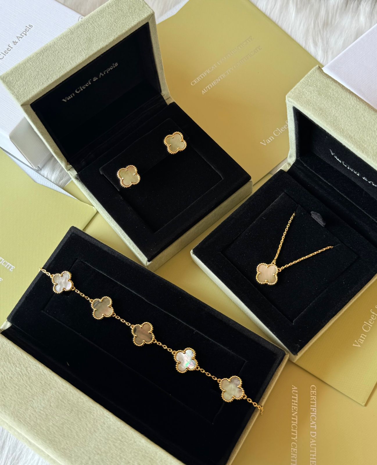 V.C - 3 pcs set