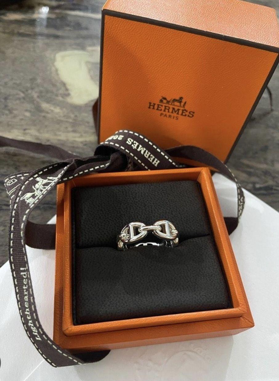 Hr. Rings