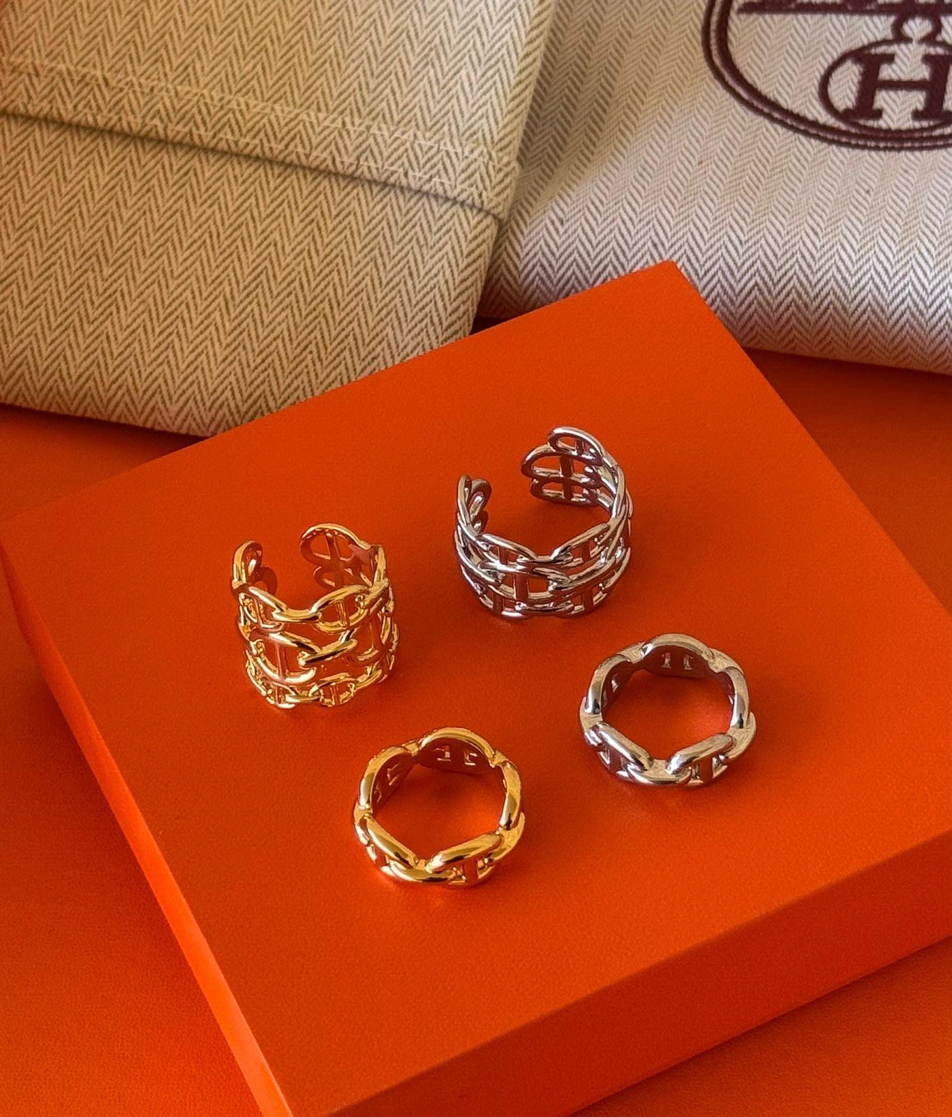 Hr. Rings