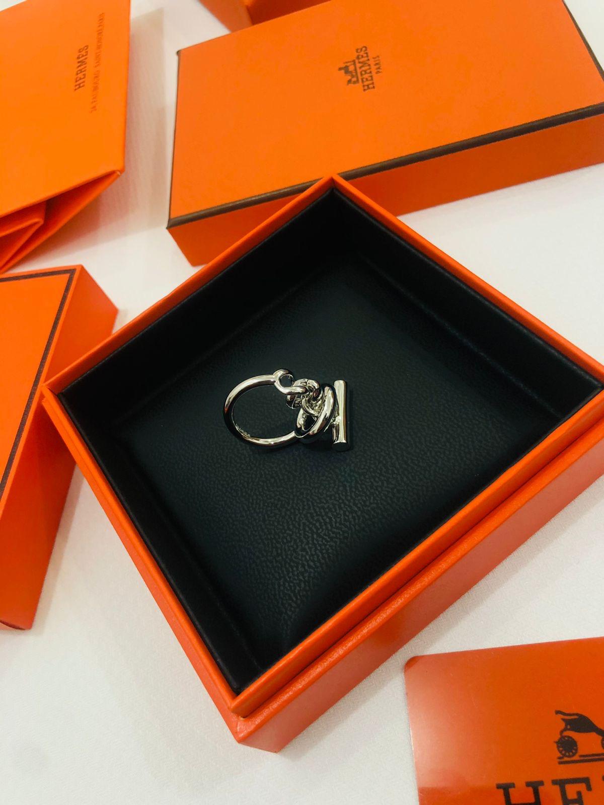 Hr. Rings