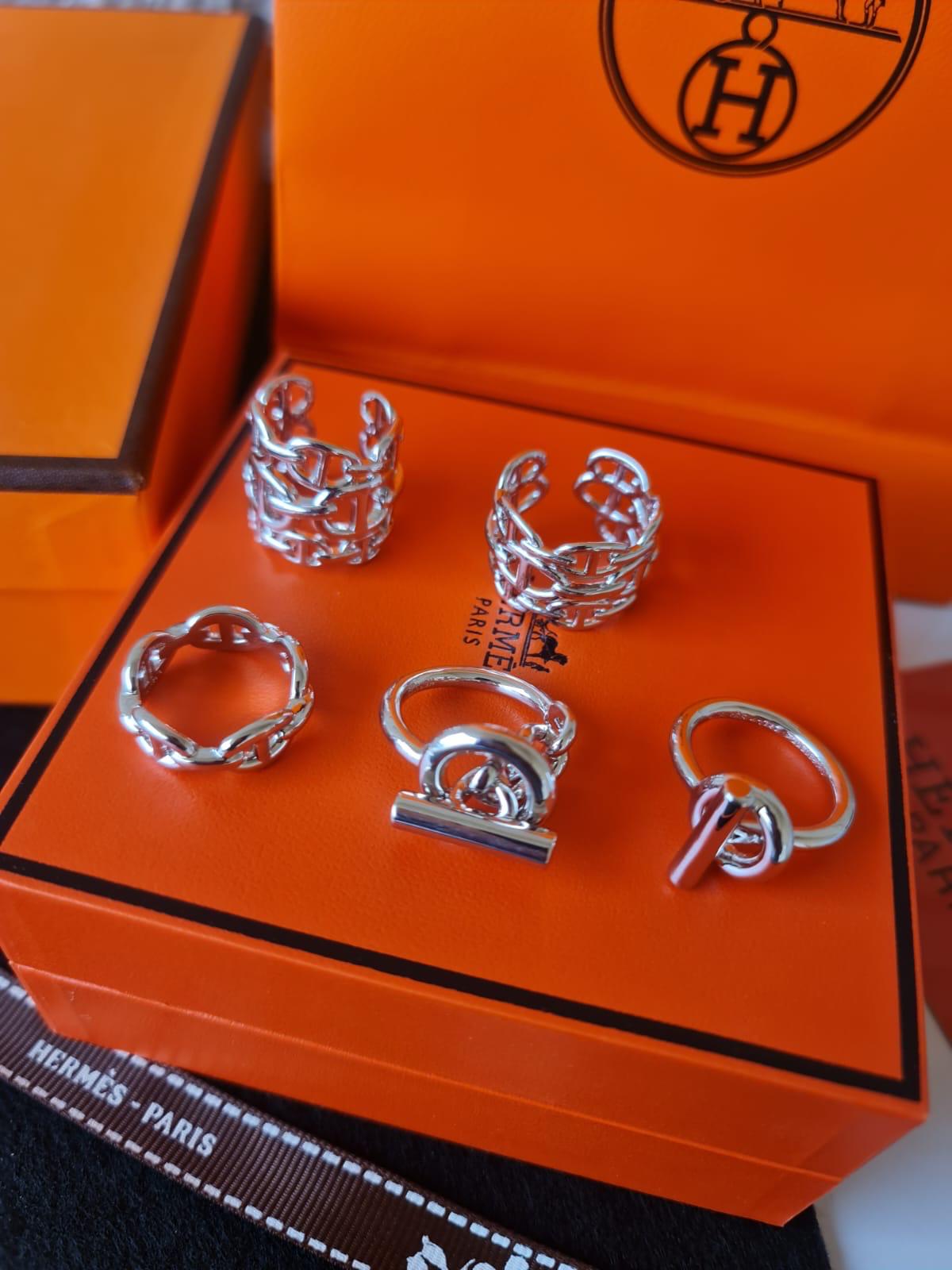 Hr. Rings