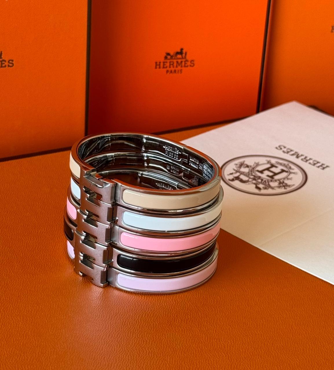 Hr. Bracelet