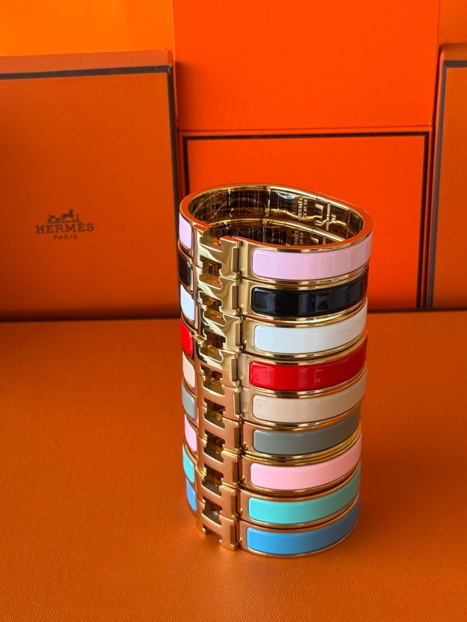 Hr. Bracelet