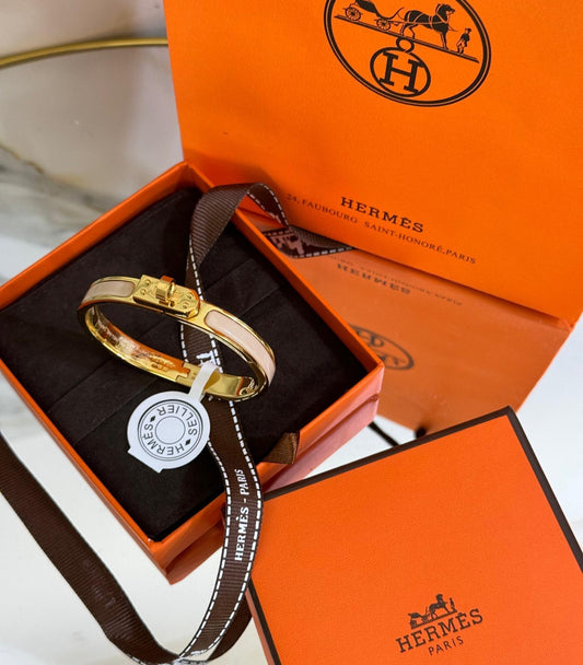 Hr. Bracelet