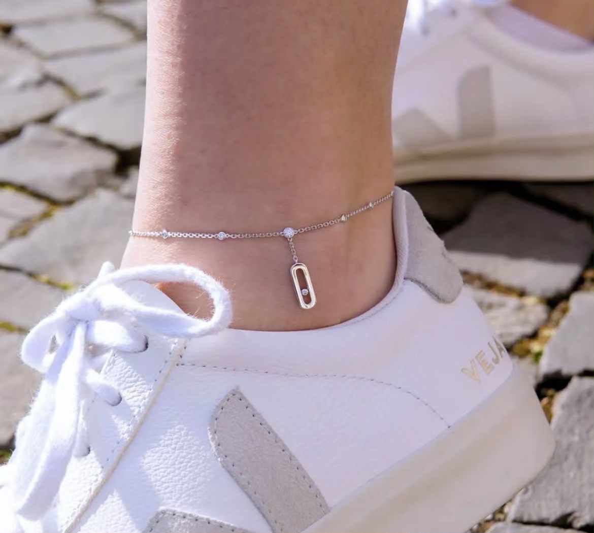 Ms. anklet