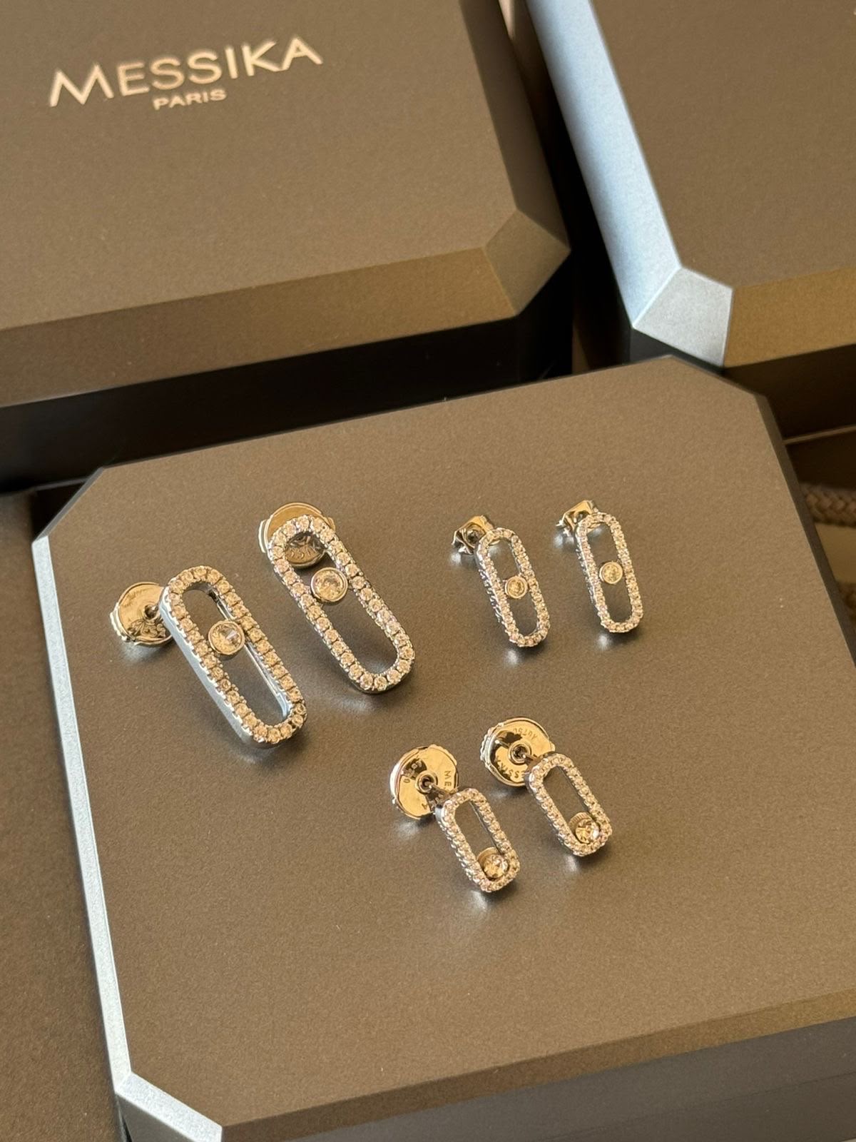 Ms. Earring
