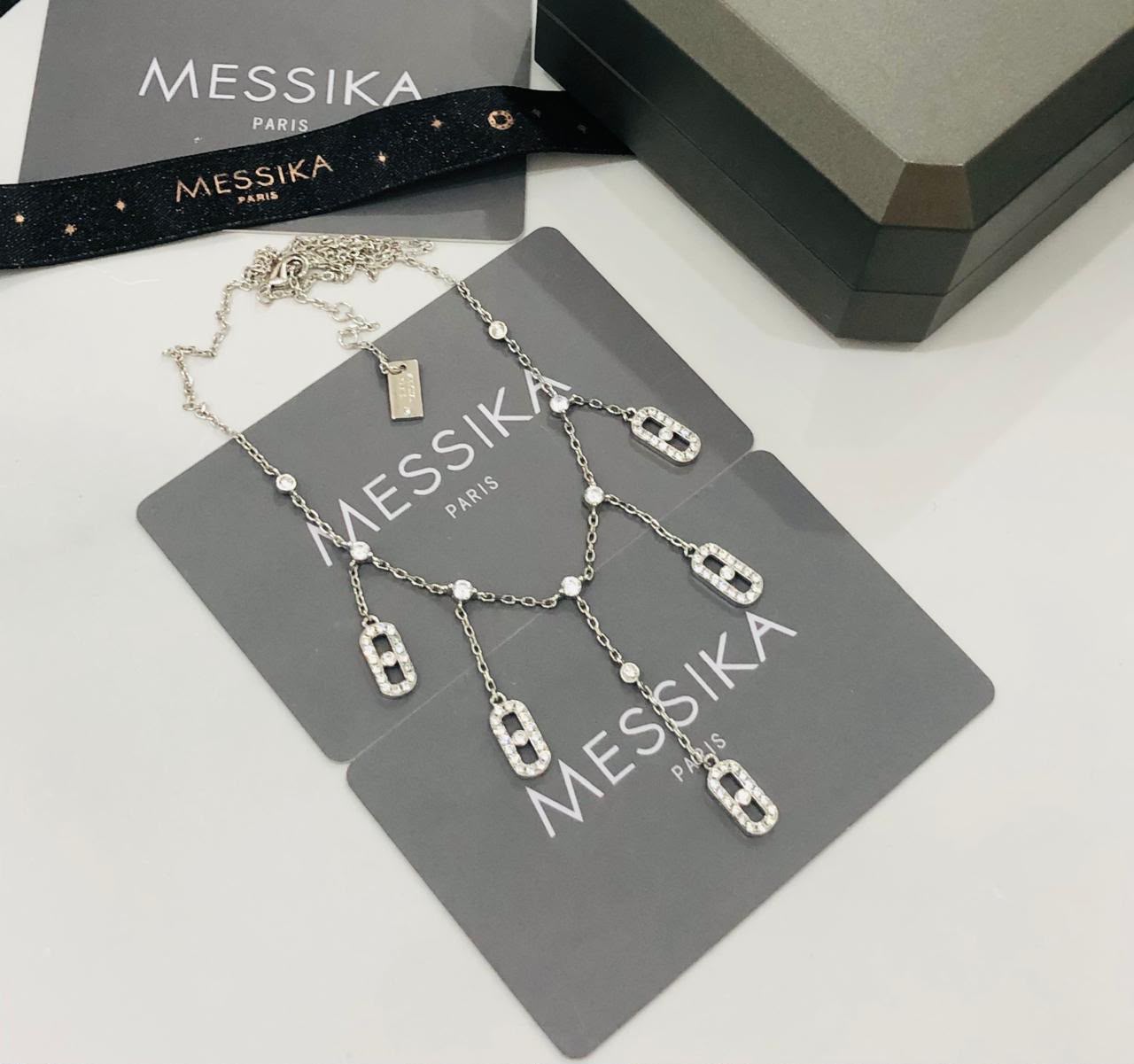 Ms. Necklace