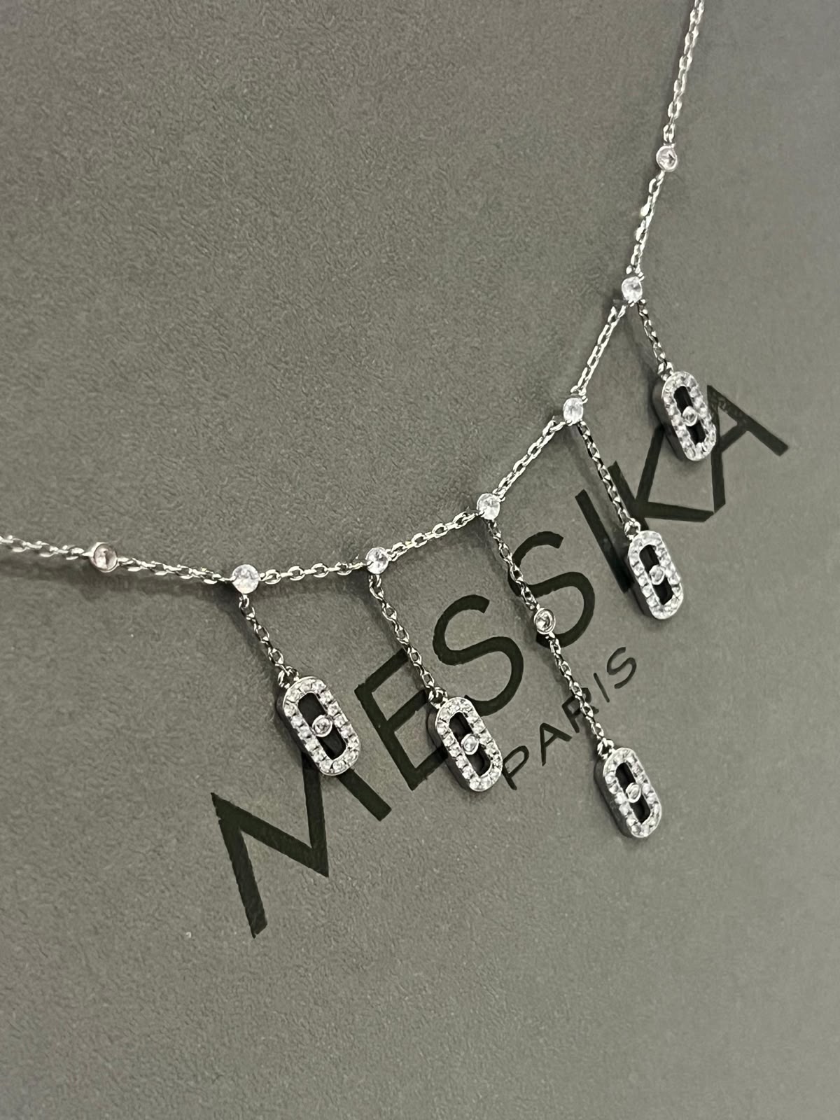 Ms. Necklace