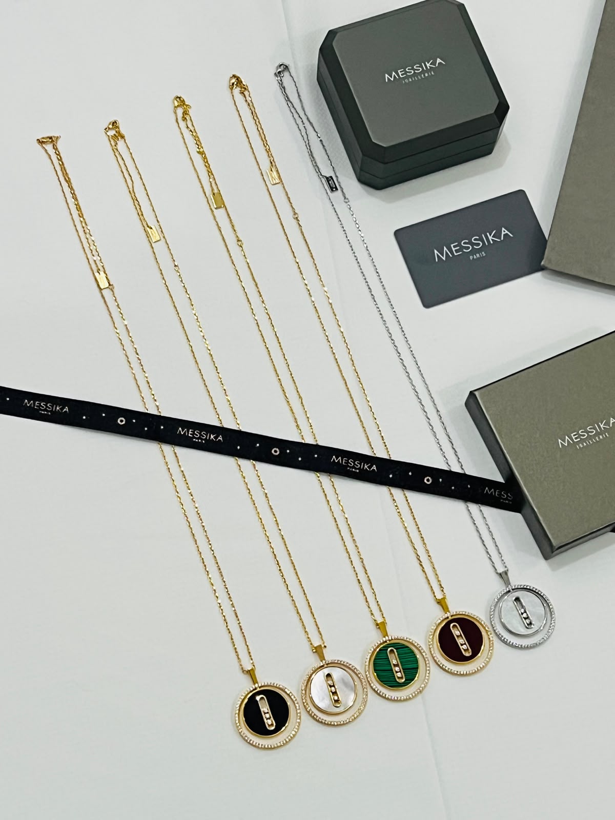 Ms. Necklace