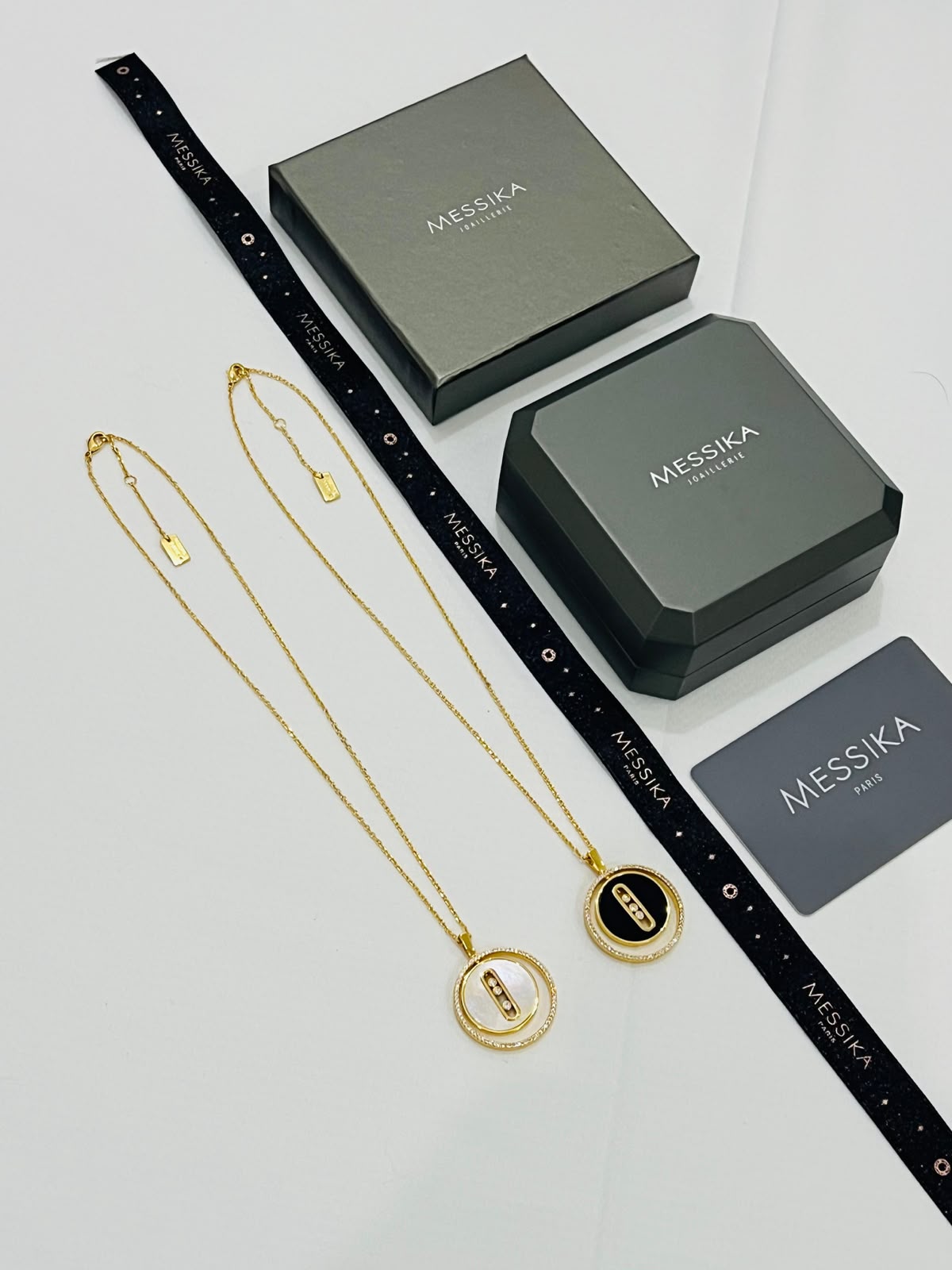Ms. Necklace