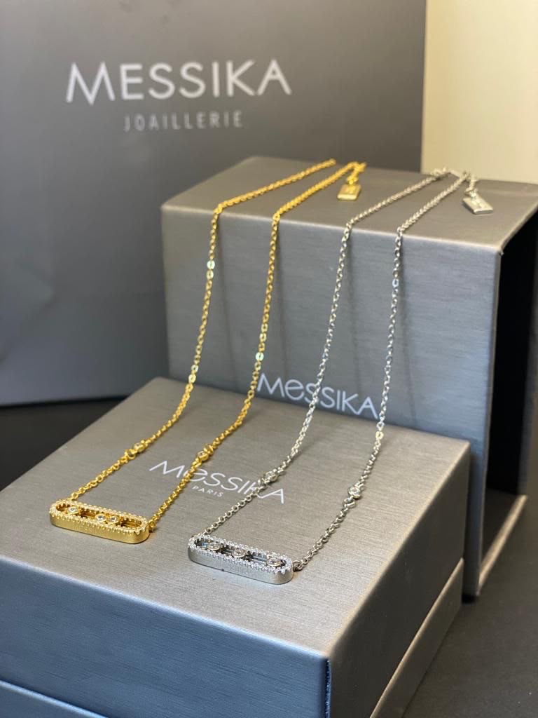 Ms. Necklace