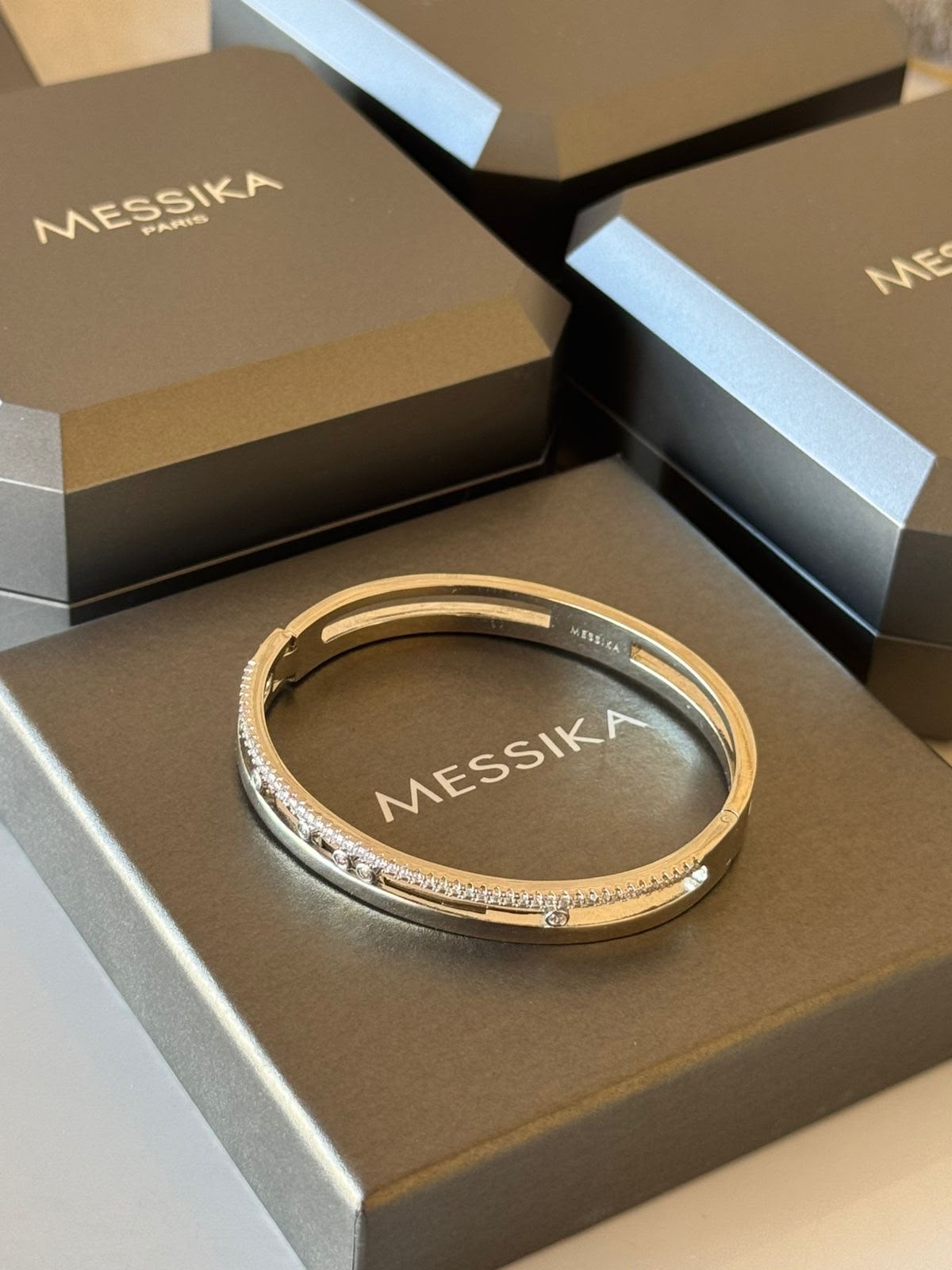 Ms. Bracelet