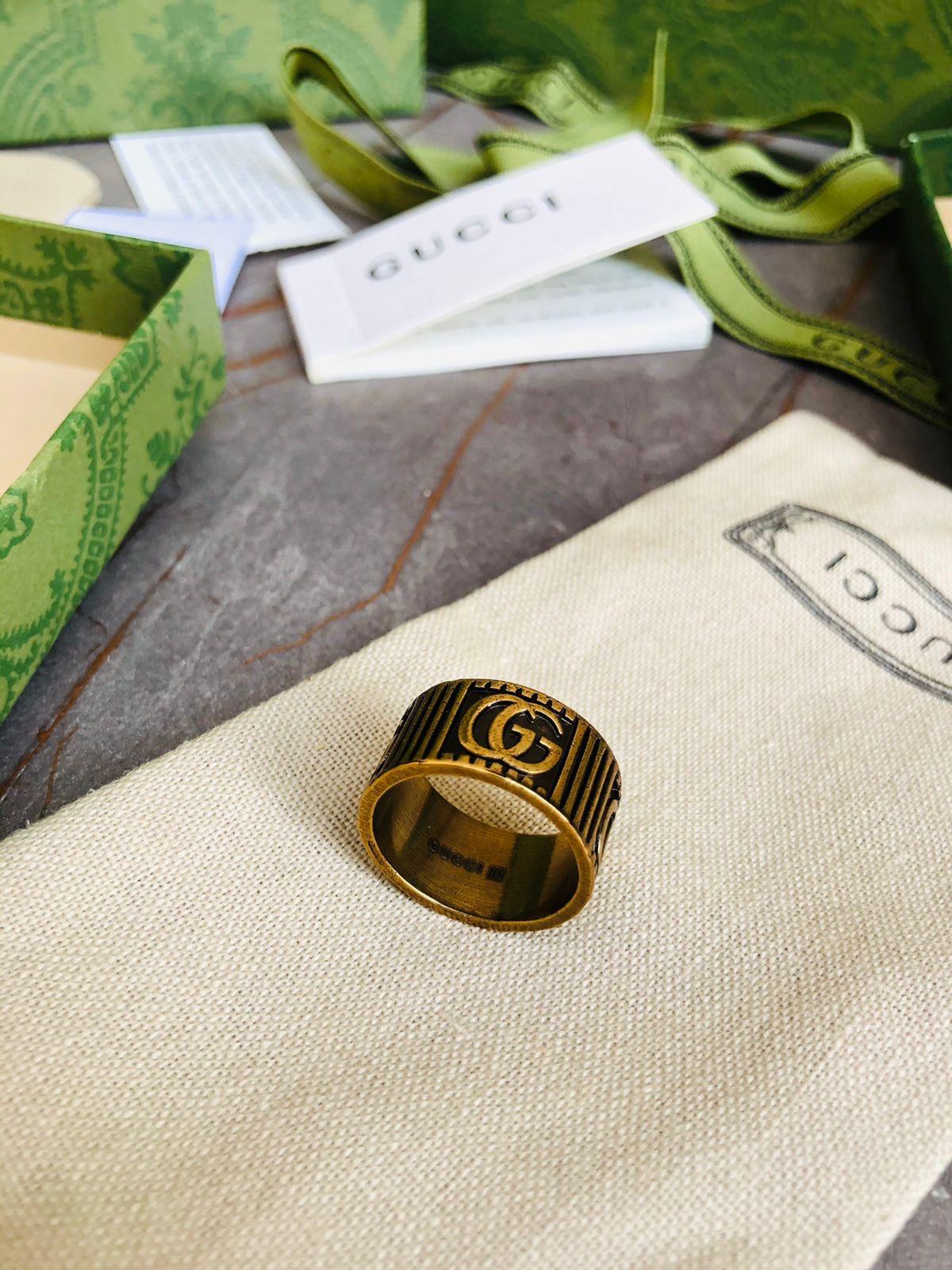 Gu. Ring