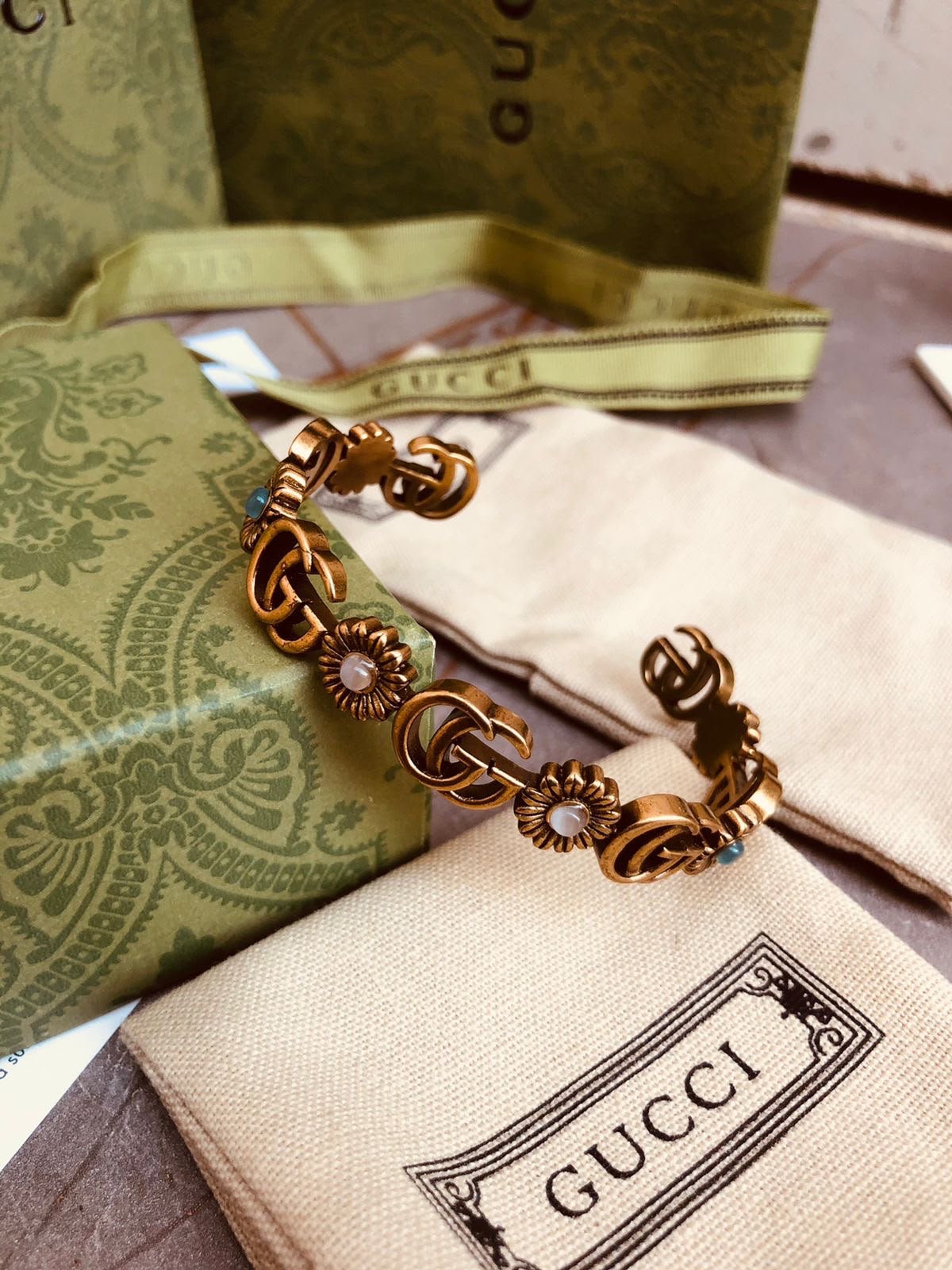 Gu. Bracelet