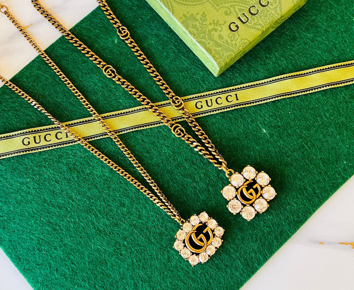Gu. Necklace