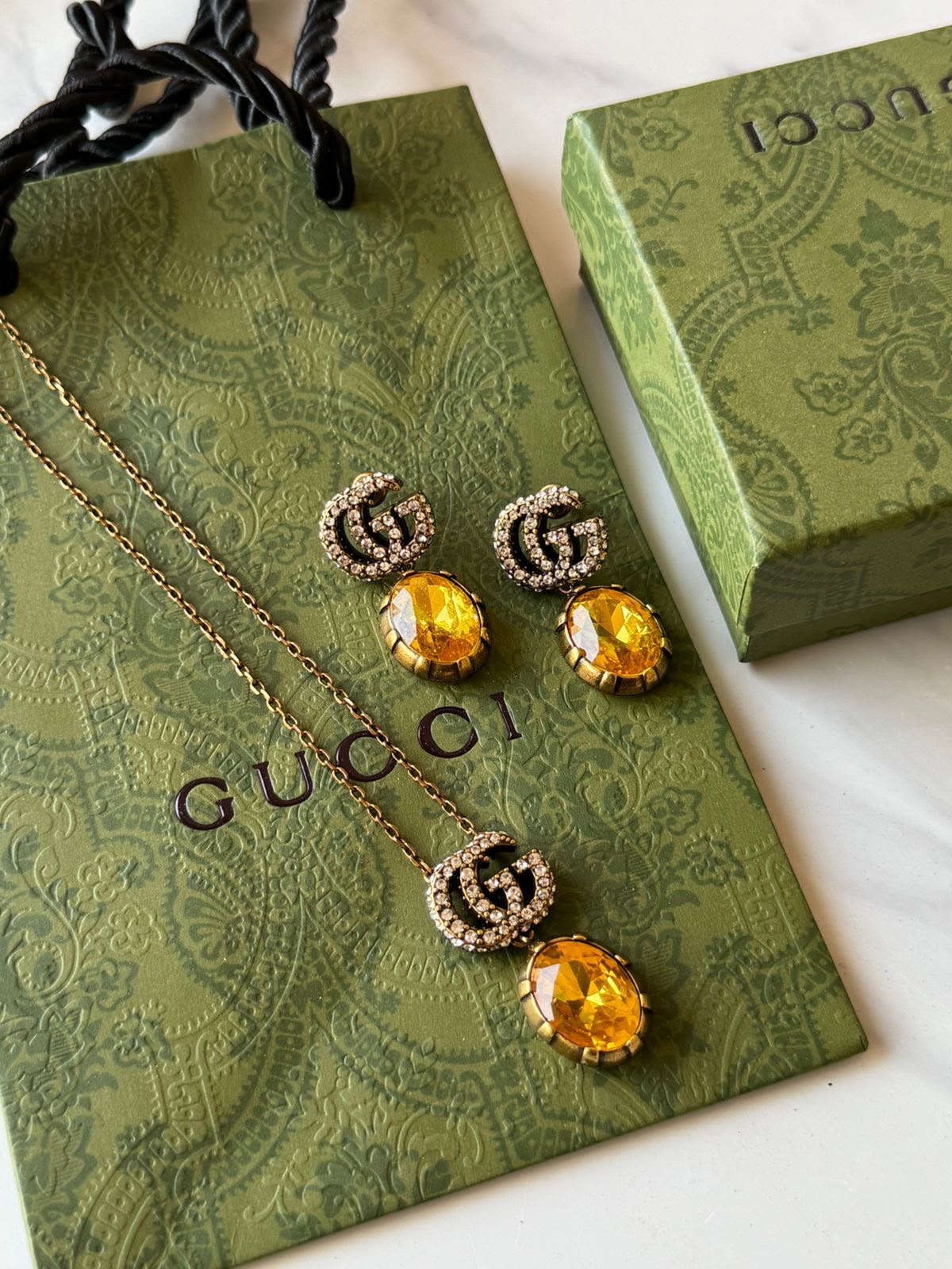 Gu. 2pcs set