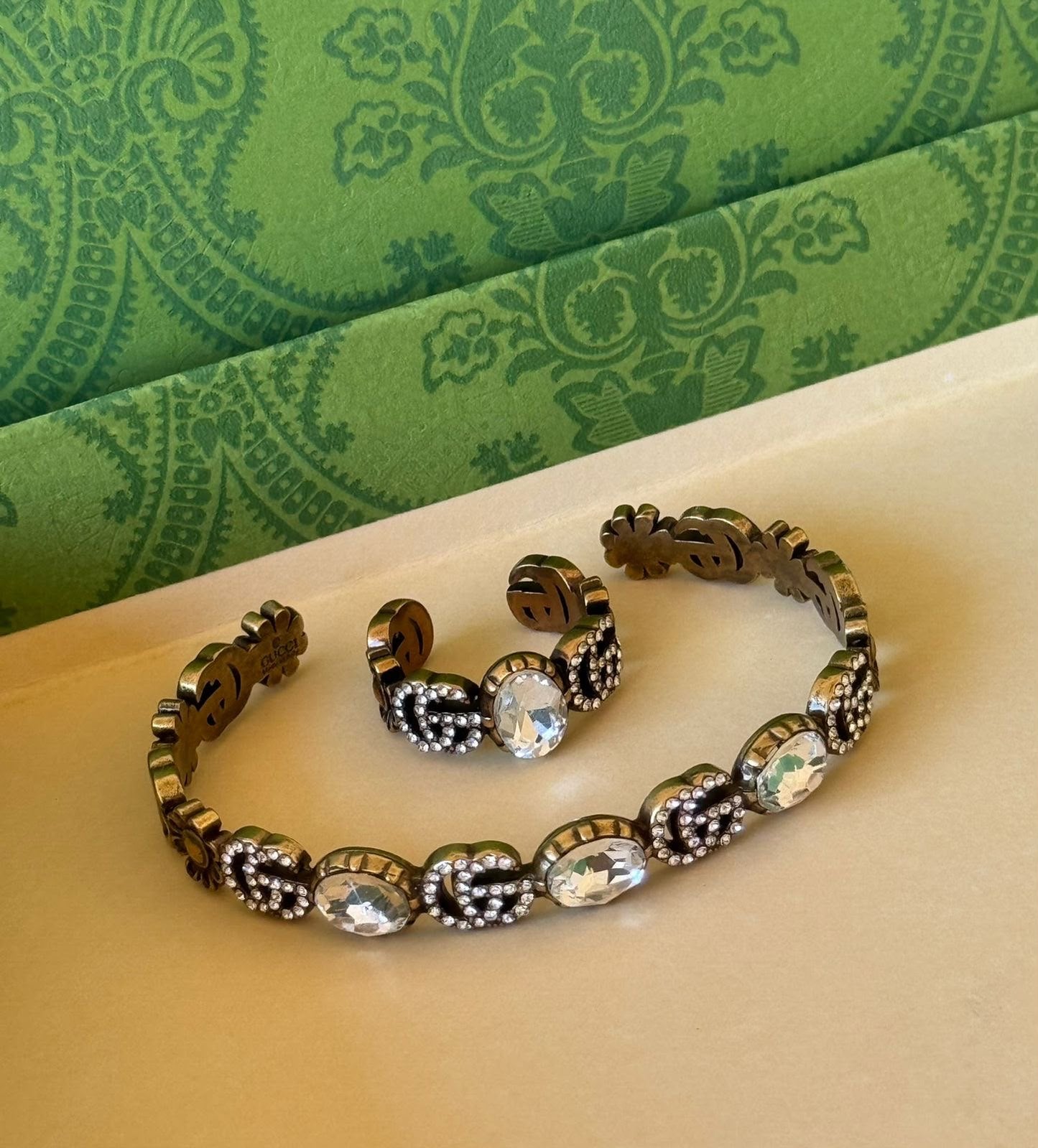 Gu. 2pcs set