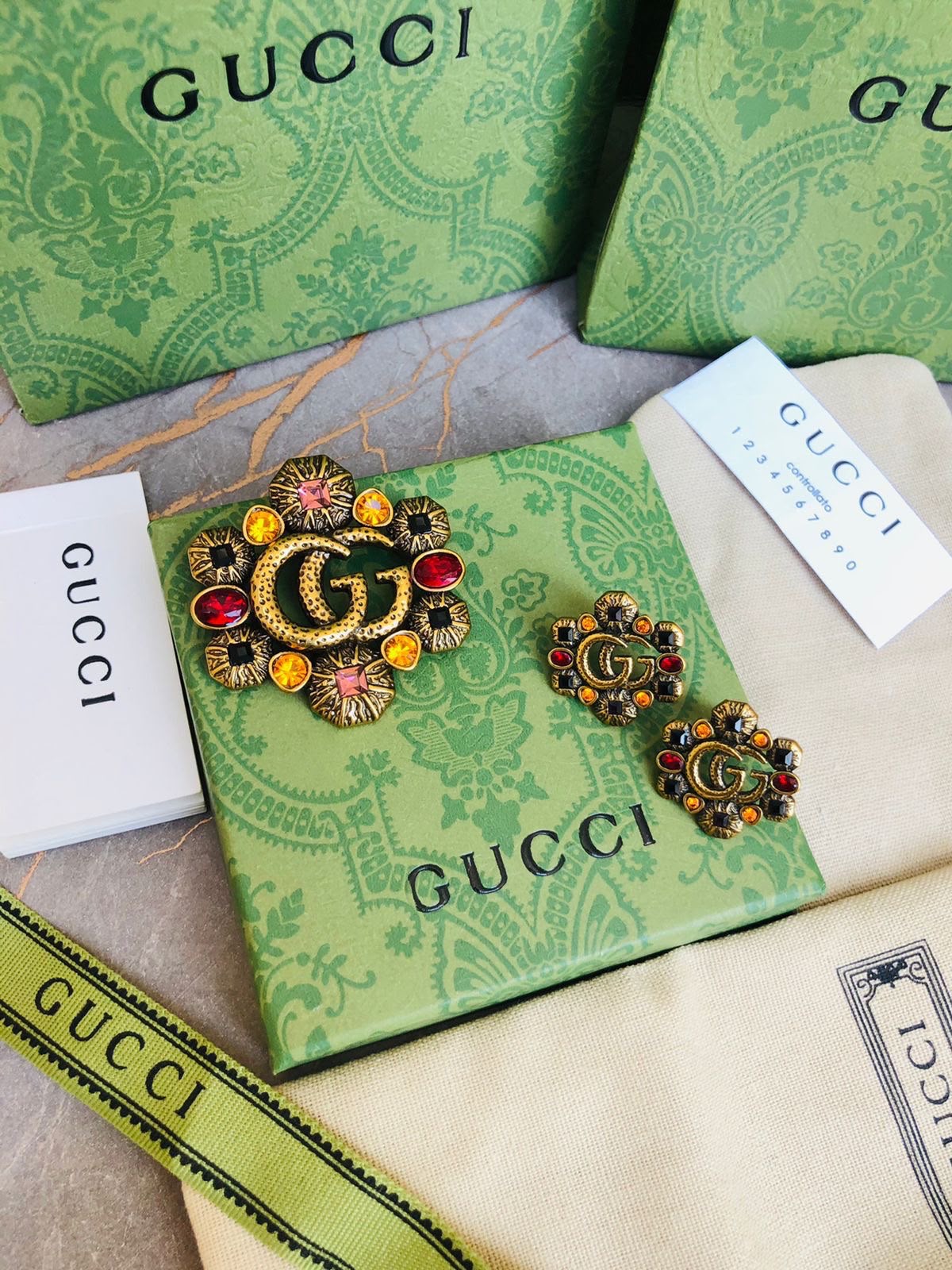 Gu. 2pcs set