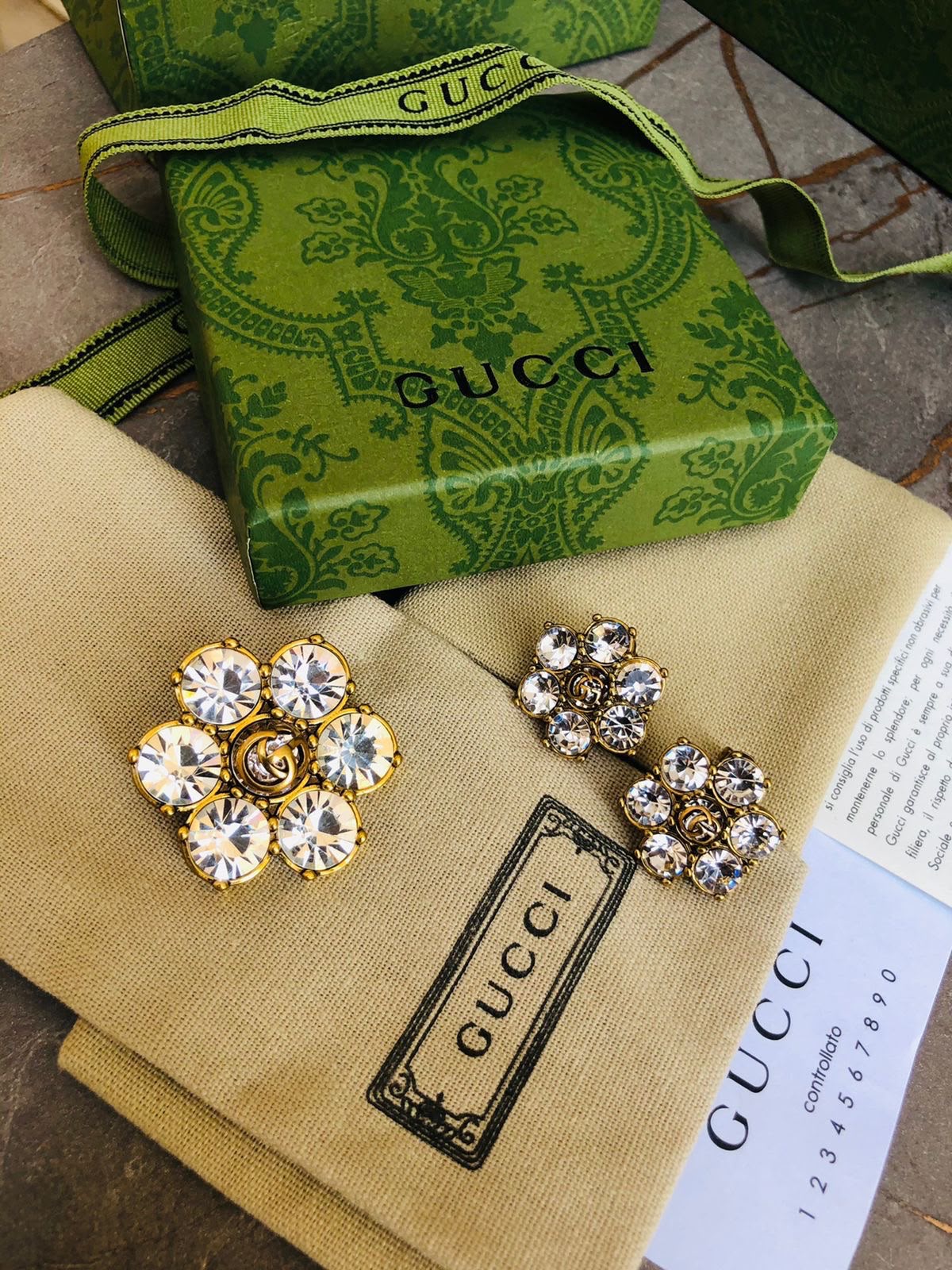 Gu. 2pcs set