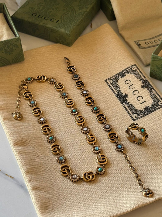 Gu. 4 pcs set