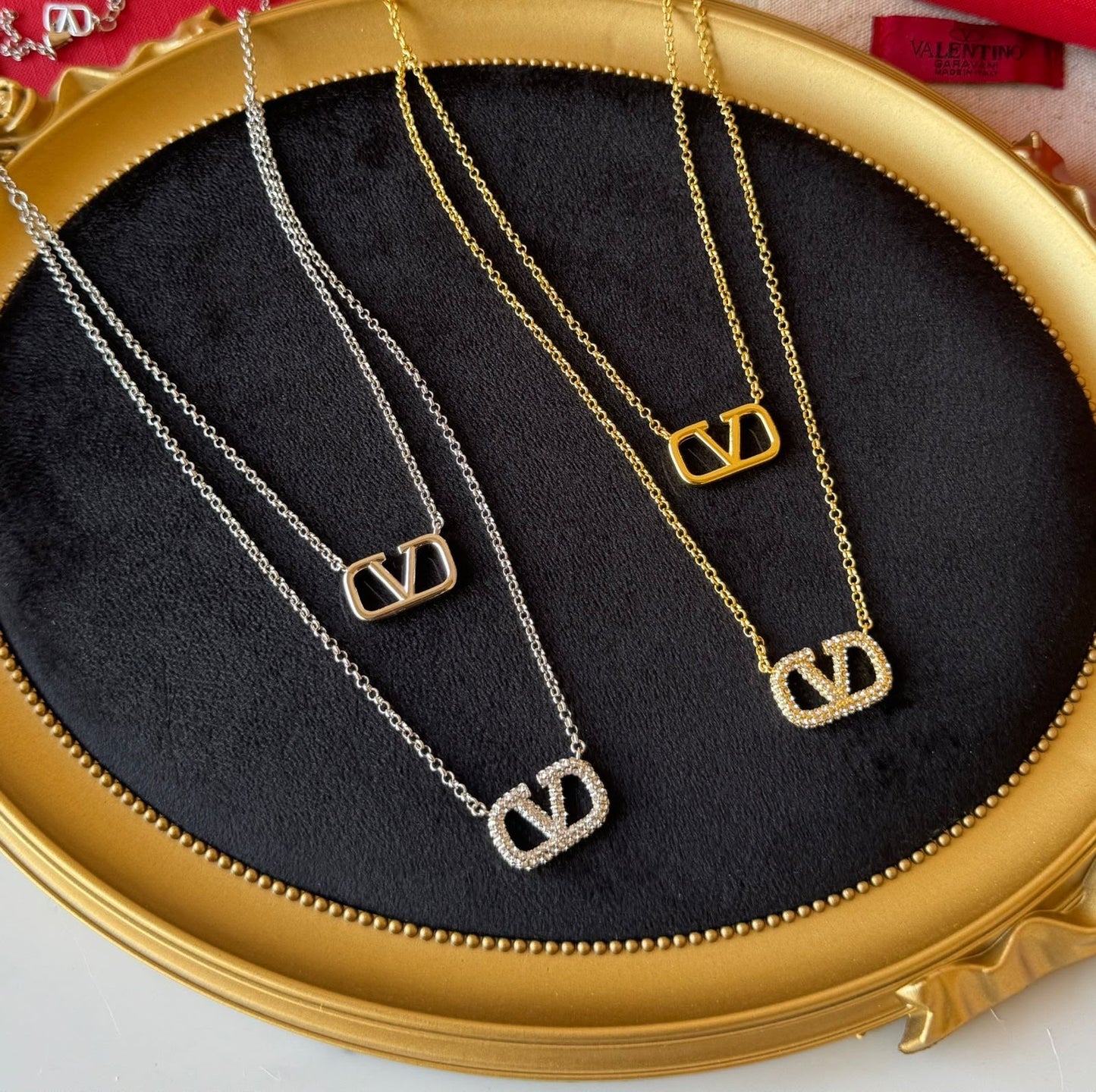 Vl. Necklace