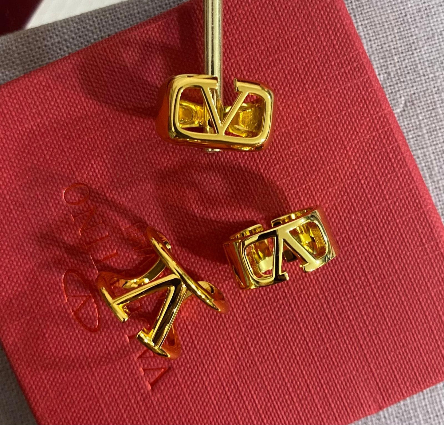 Vl. Ring