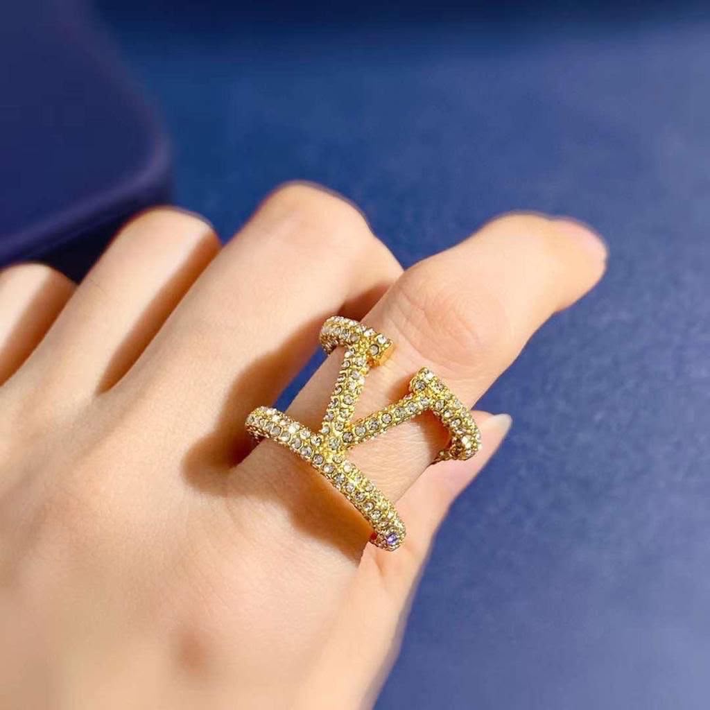 Vl. Ring