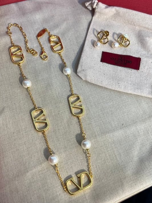 Vl. 2 pcs Set