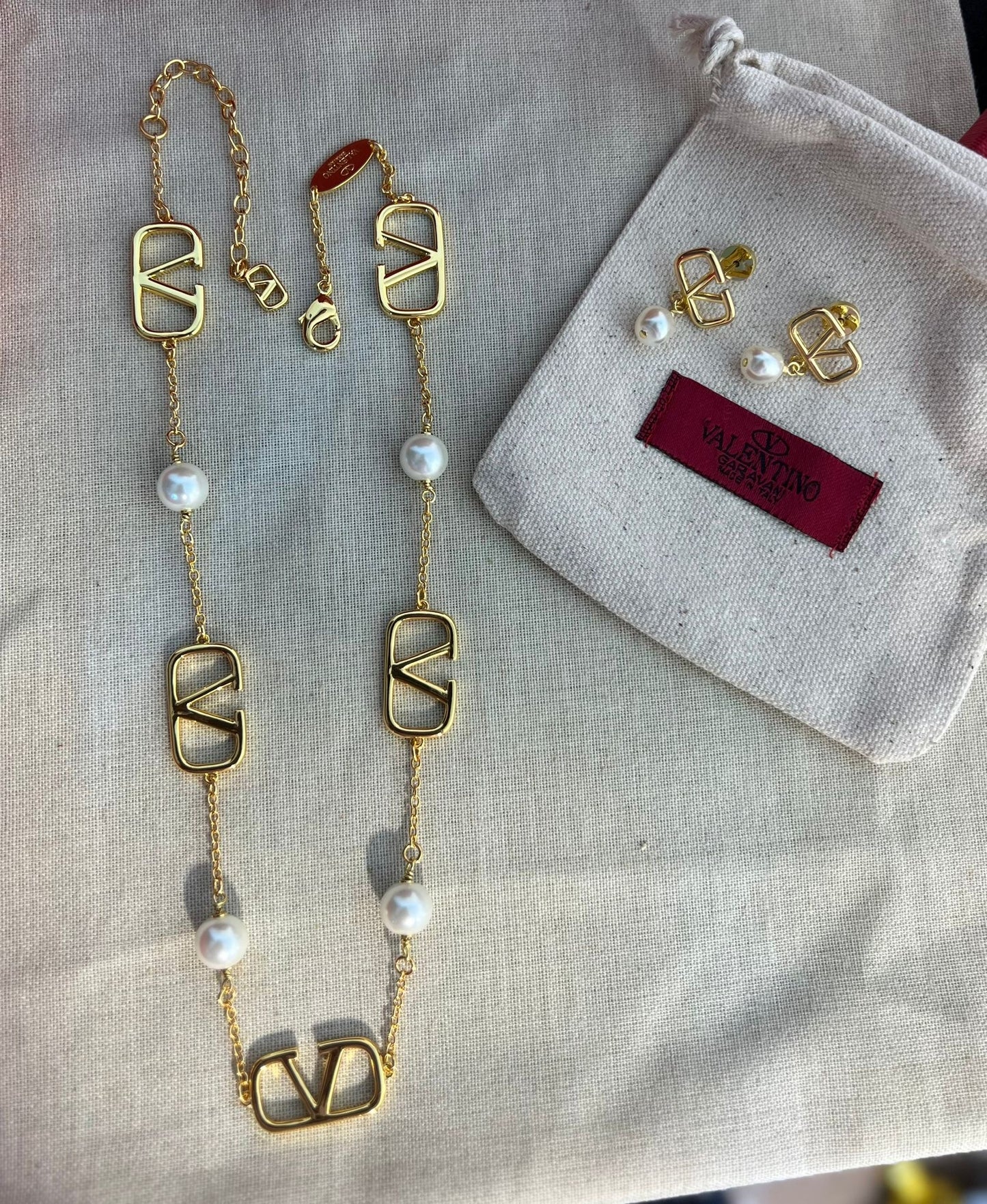 Vl. 2 pcs Set