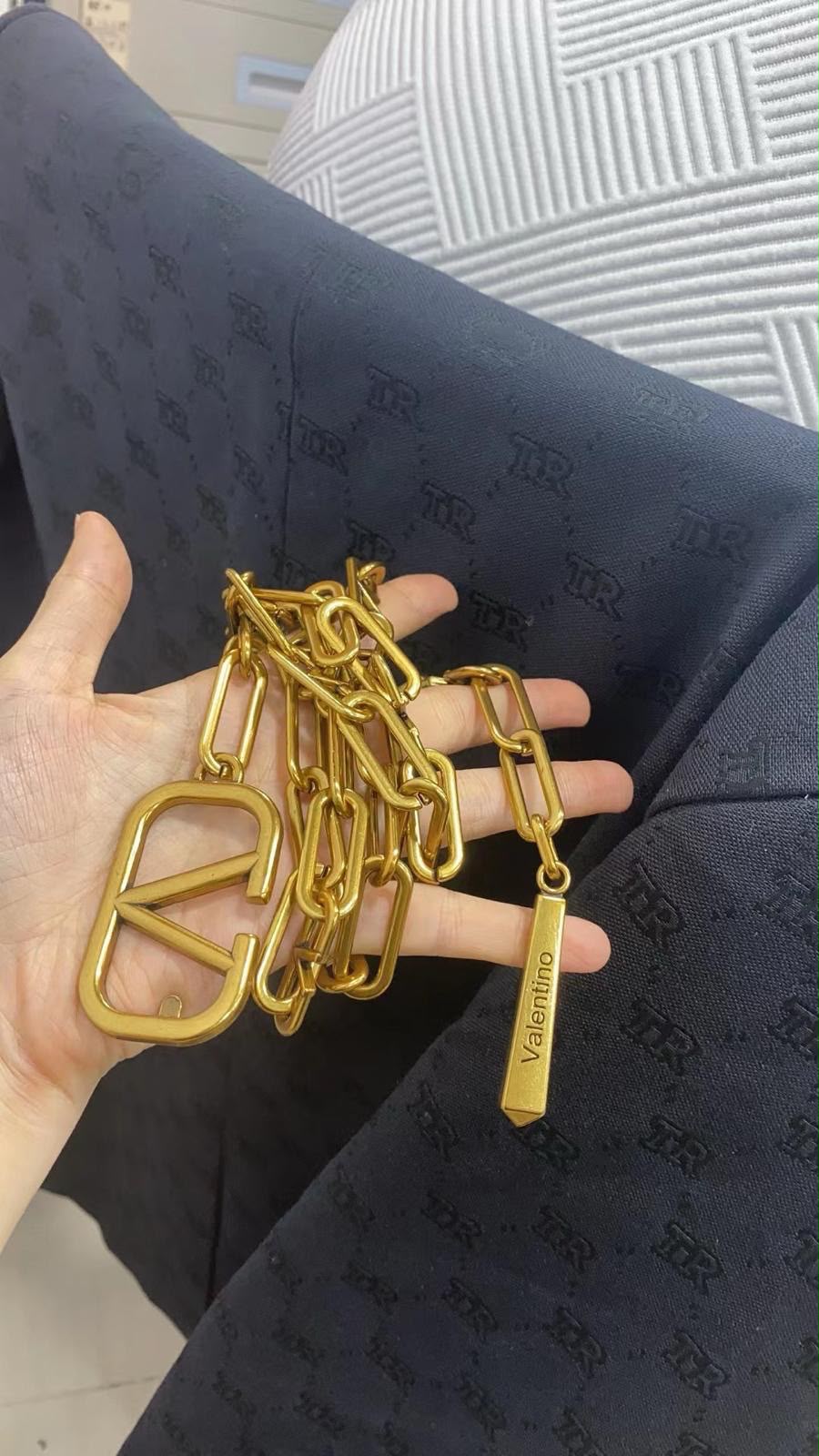 Vl. Belt
