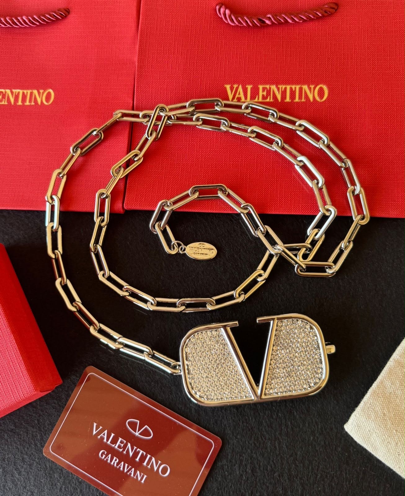 Vl. Belt