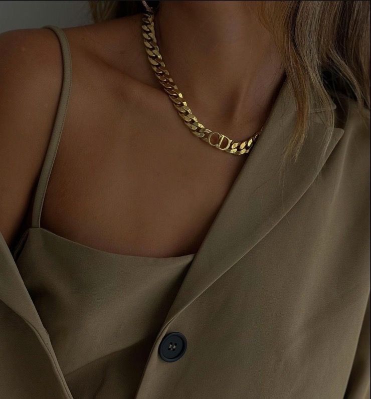 Di. Necklace