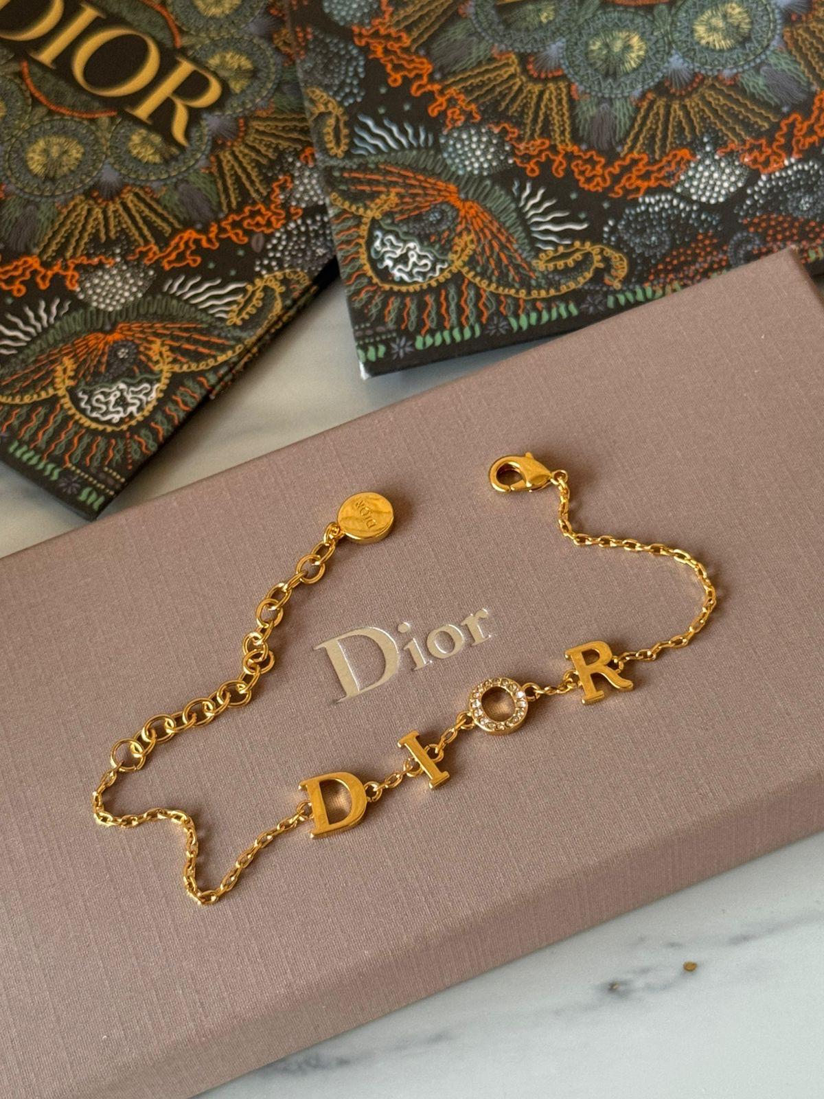 Di. Bracelet