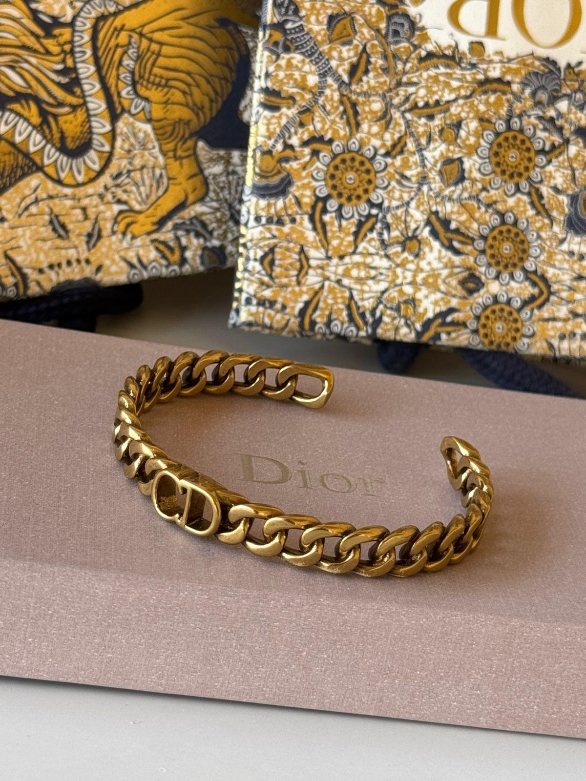 Di. Bracelet