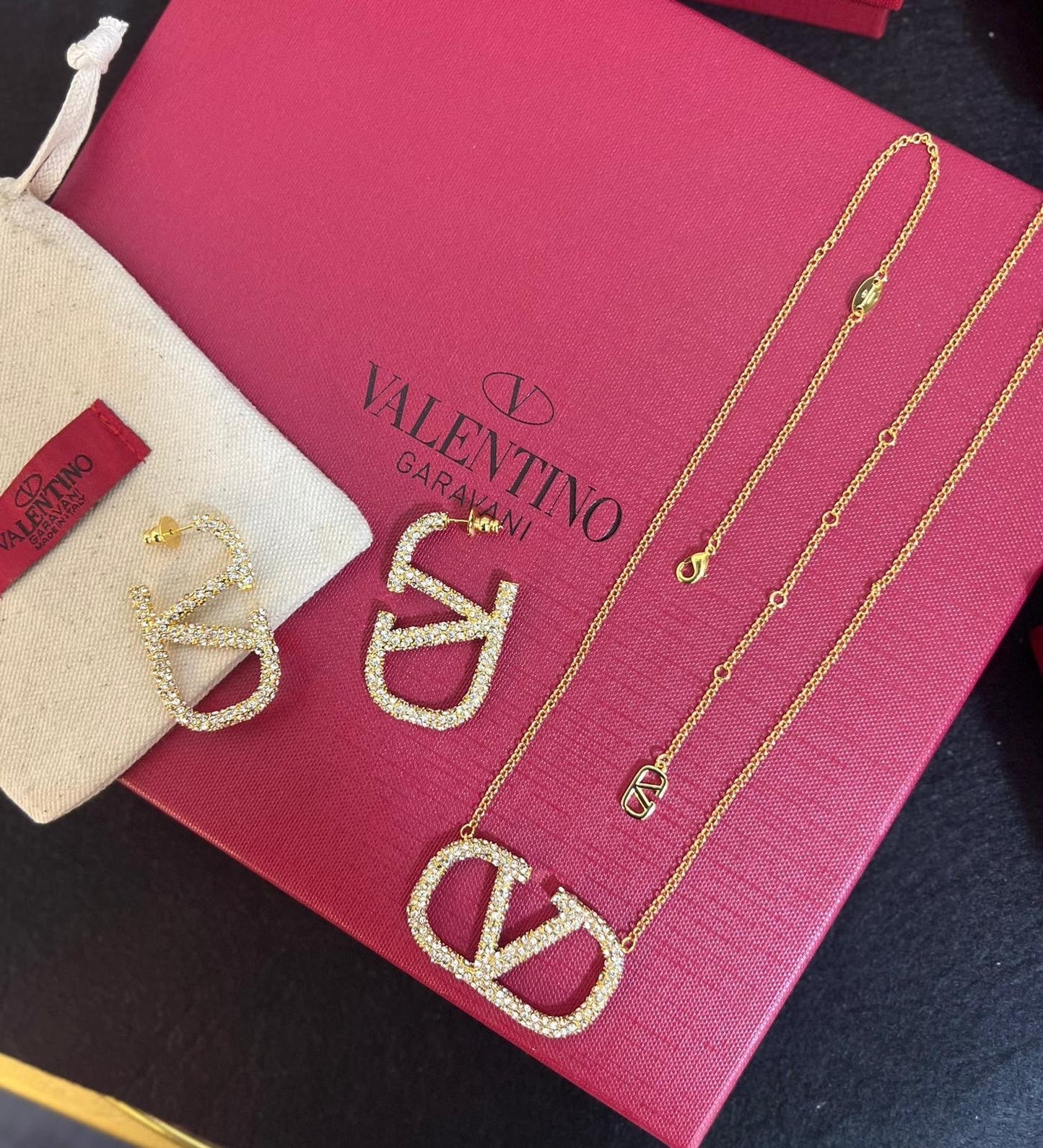 Vl. 2 pcs Set
