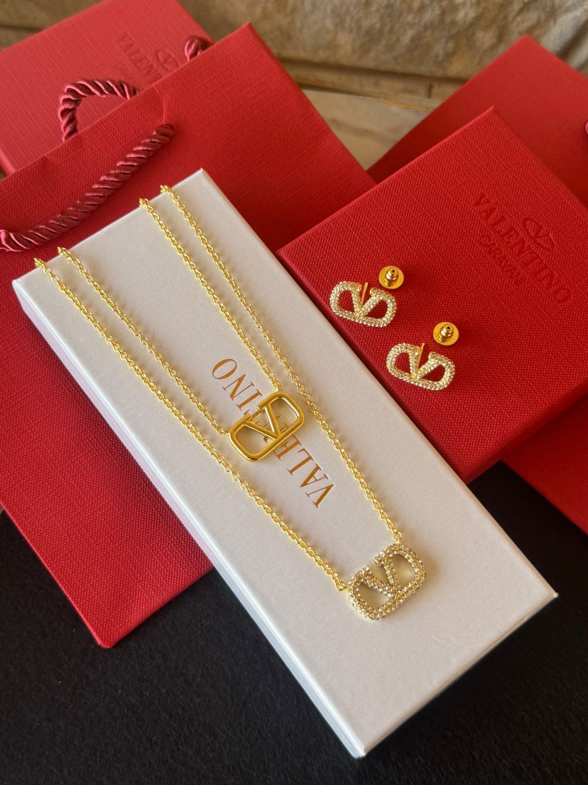 Vl. 2 pcs Set
