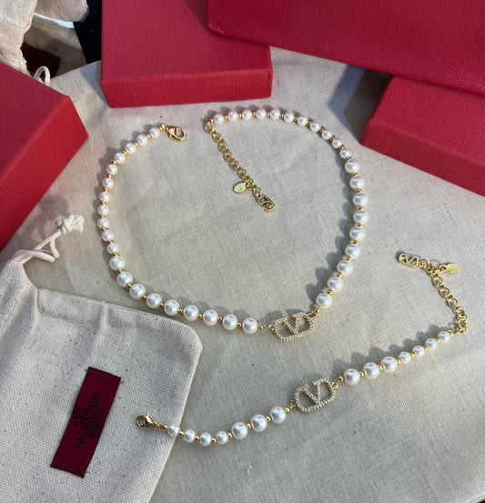 Vl. 2 pcs Set