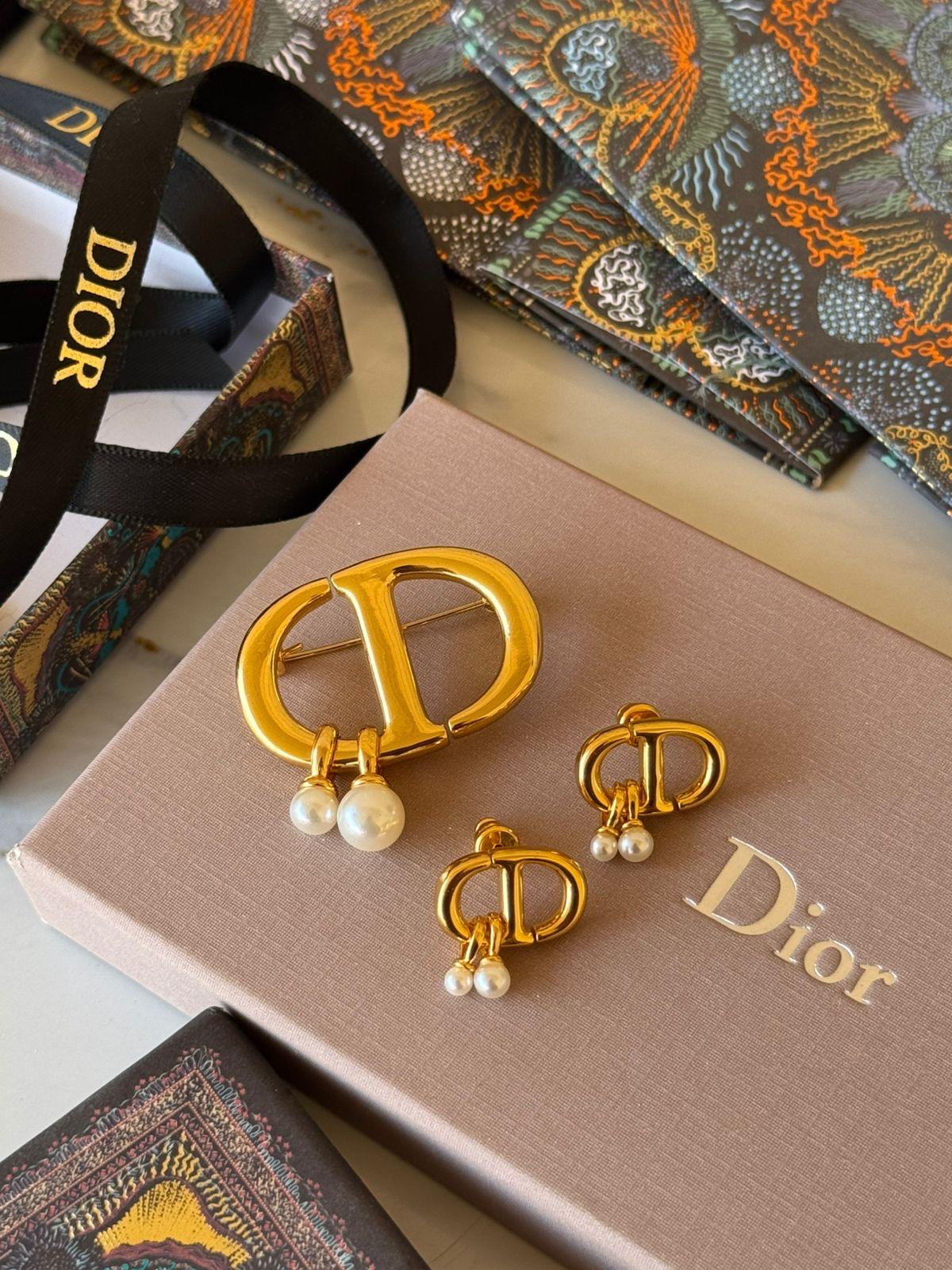 Di. 2pcs set