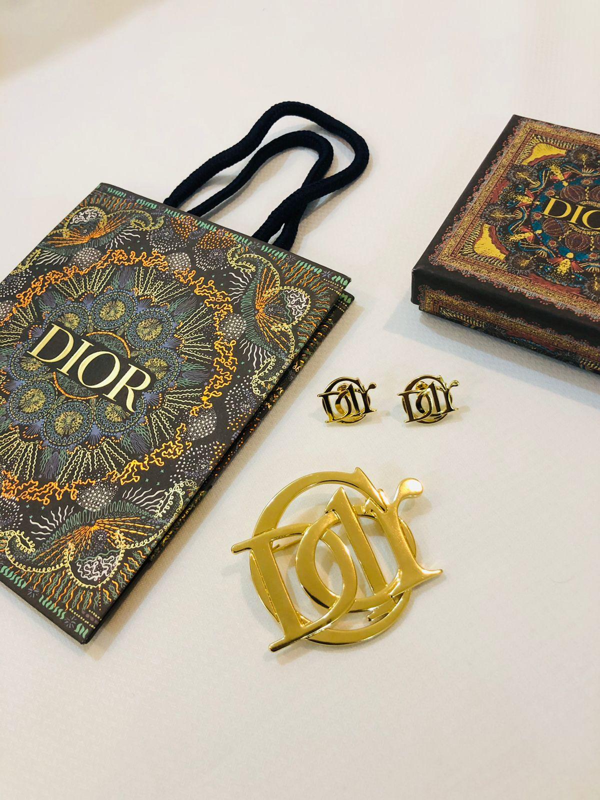 Di. 2pcs set
