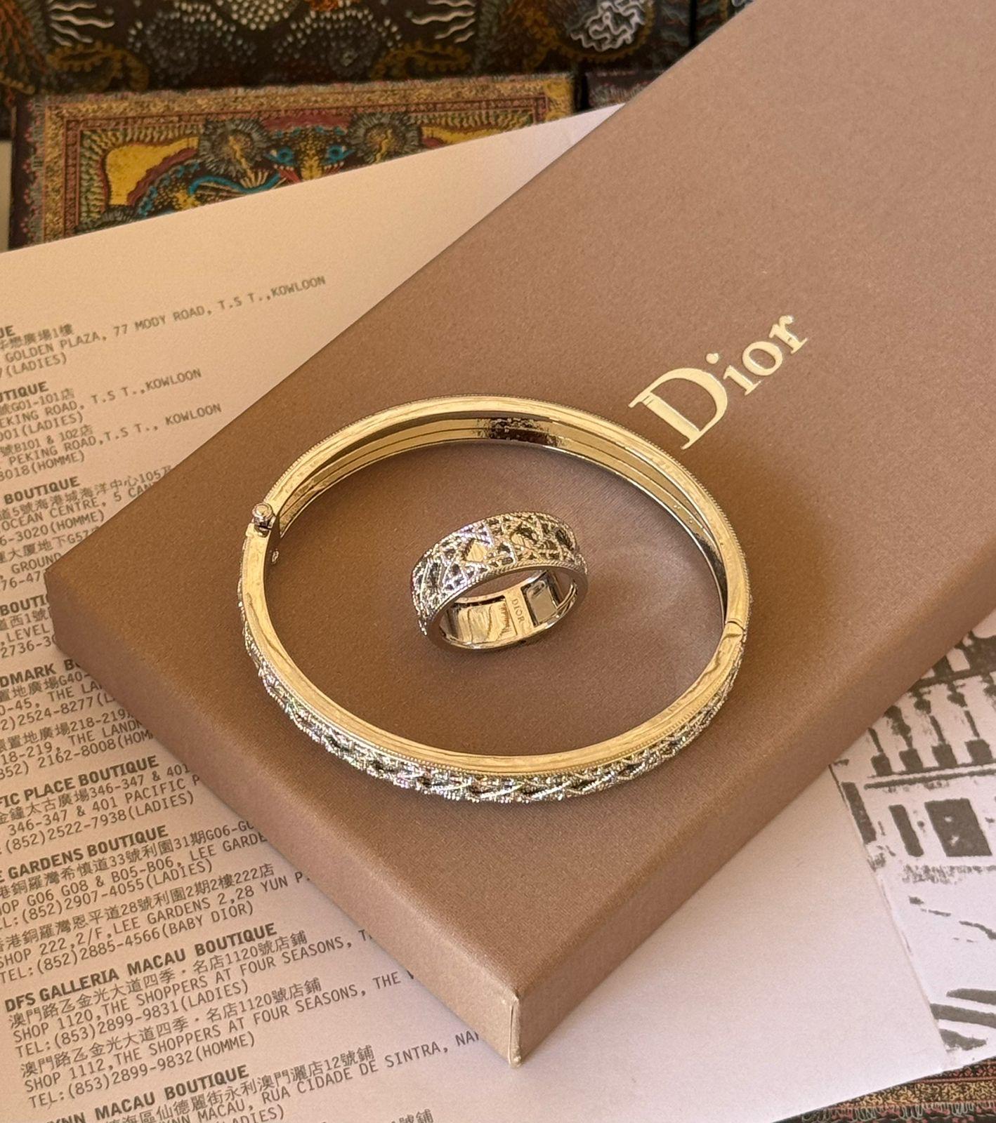 Di. 2pcs set